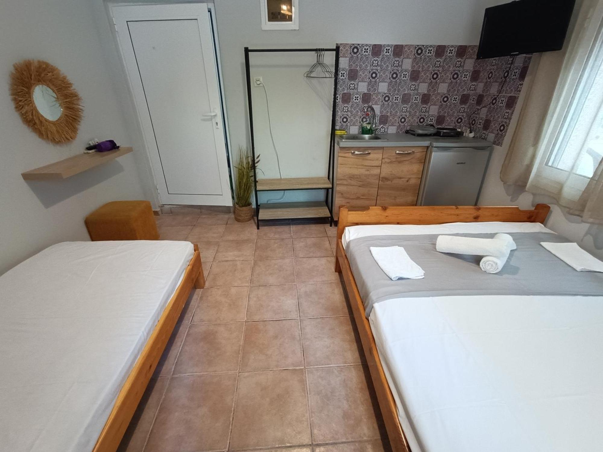 Salvino Rooms Paralía Eksteriør billede
